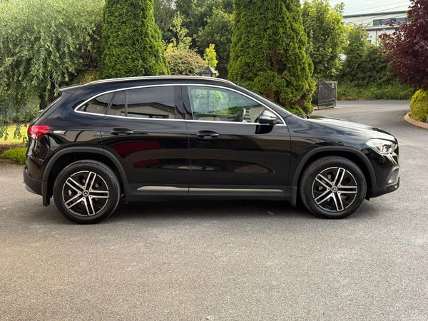Now Reserved! Stunning 202 Mercedes-Benz GLA200d! 393723673