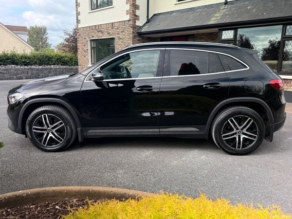 Now Reserved! Stunning 202 Mercedes-Benz GLA200d! 393723675