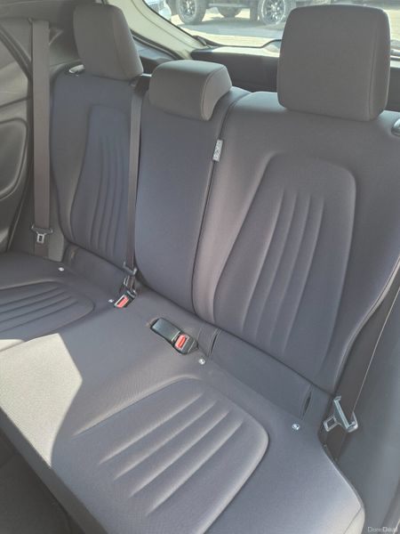 2021  TOYOTA YARIS  1.0 AUTO 393729663