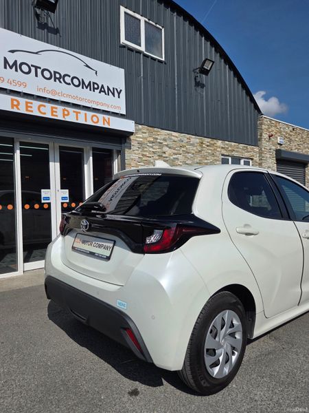 2021  TOYOTA YARIS  1.0 AUTO 393729667