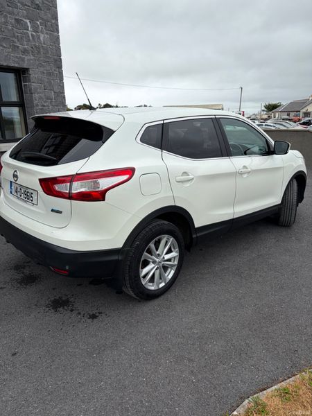 Nissan Qashqai 2014 393843701