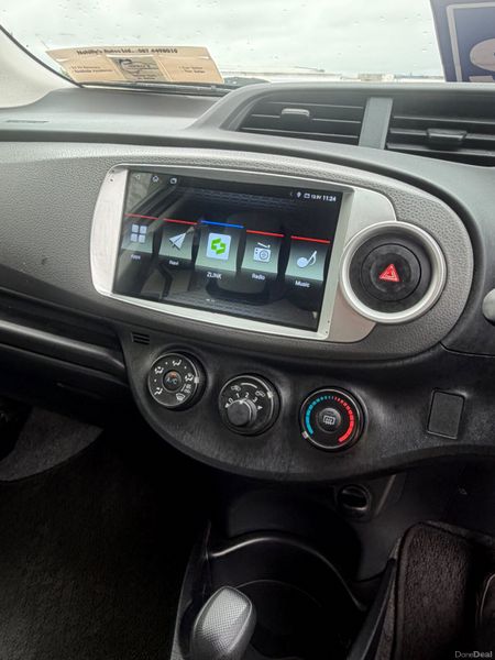 Toyota Vitz 2014 393844031