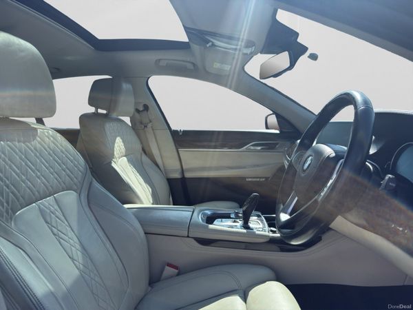 BMW 730d , G11- Full BMW Service history 393852059