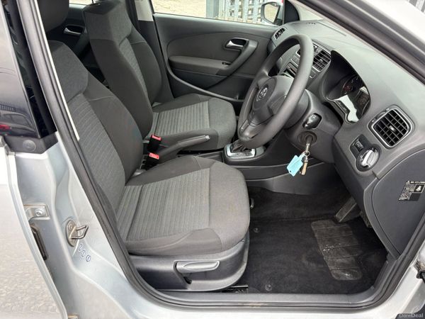Volkswagen polo 1.2 petrol Automatic 393879245