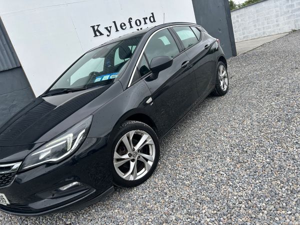 Vauxhall Astra 2016 393890663