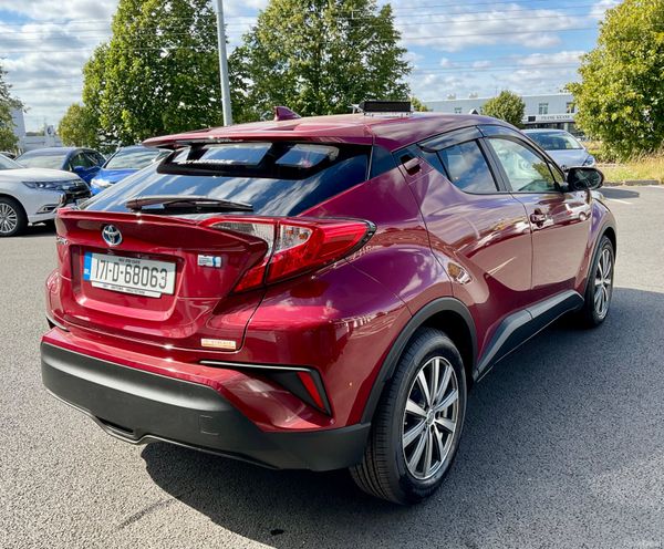 Toyota C-HR 2017 Automatic 49Kmiles 393813751