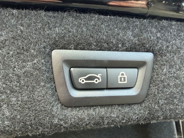 2019 BMW 530e M SPORT UNIQUE MASSIVE EXTRAS 393817643