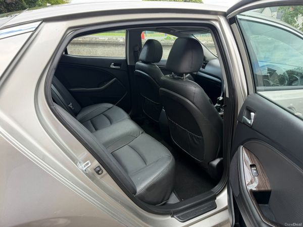 Kia Optima 393818245