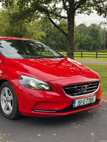 2015 Volvo V40 1.6 Petrol Automatic full spec 393819529