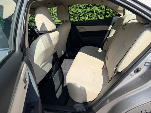 Toyota Corolla 2016 LUNA D4d Sat-Nav 393825193