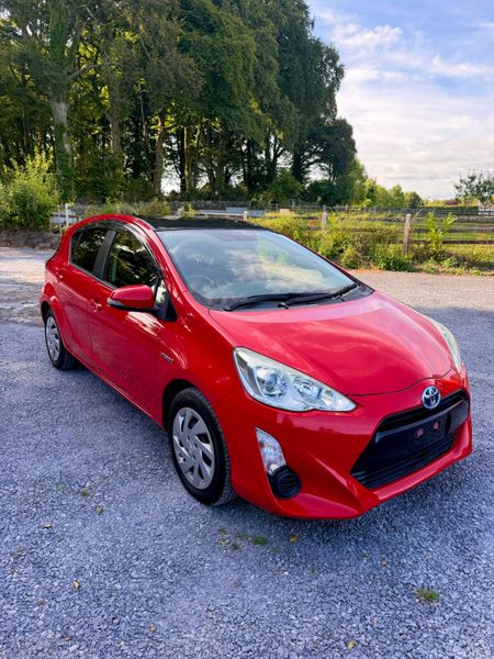 Toyota Aqua | 2015 | 79,000 KM | AUTO| HYBRID 393954119
