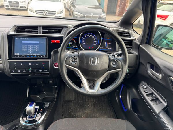 HONDA FIT Hybrid SPORTS Edition 2014 37000KM 2 Key 393972201
