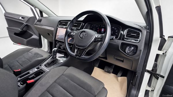Volkswagen Golf 2018 1.4 TSI Highline Auto Tech ed 393988373