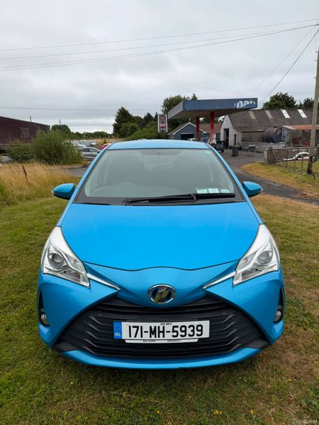 Toyota Vitz 2017 1.5L Petrol Automatic 393995053