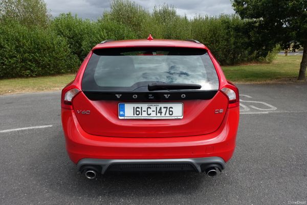 Volvo V60 2.0 diesel R-Design 393998211