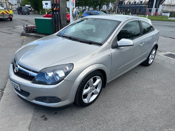 Opel Astra 2008 1.4 16V SXI 393902505