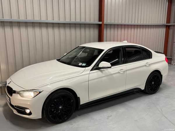 2015 BMW 3-Series Sport 393908811