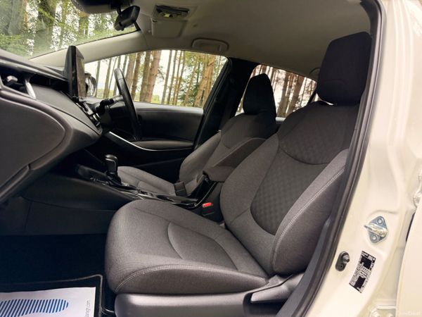 Toyota Corolla 2023 Luna Hybrid 393911583