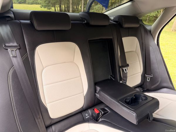 Jaguar XF 2018 R Sport 180BHP 393912675
