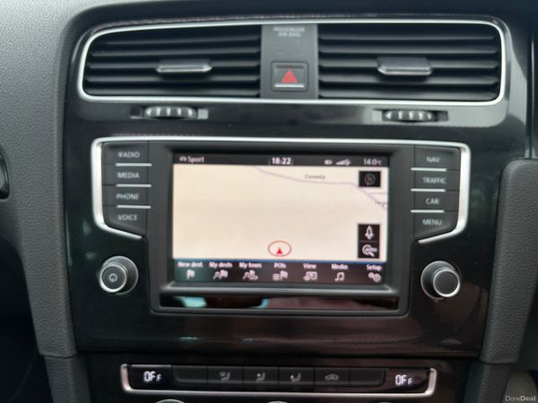 2016 Volkswagen Golf GTI Performance 394081095