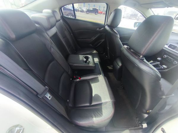 Mazda Mazda3 2015 2.2D 4DR (150ps) PLATINUM BL 394189761