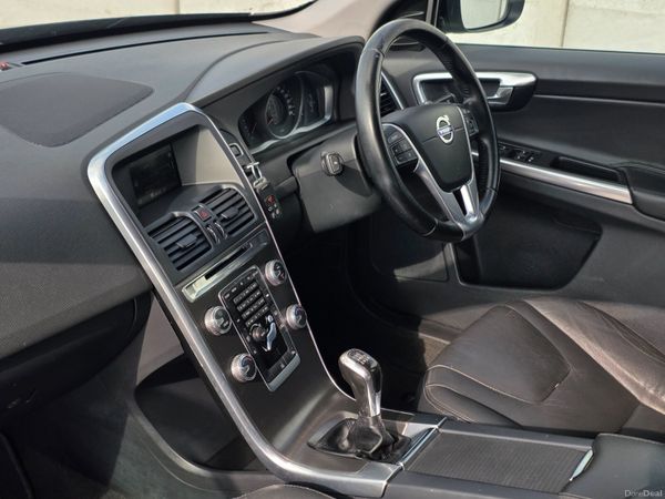 Volvo XC60 D4 (190hp) FWD SE 394122853