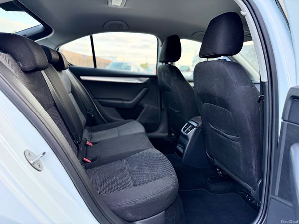 🔴 Skoda Octavia High Spec/Full Service History 394127205
