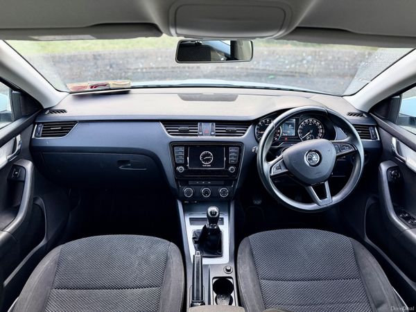 🔴 Skoda Octavia High Spec/Full Service History 394127213