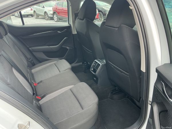 2023 SKODA OCTAVIA 2.0 TDI ONE OWNER SPOTLESS 394135275