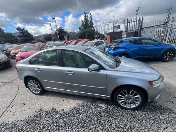 2009 Volvo S40, 4 of 14