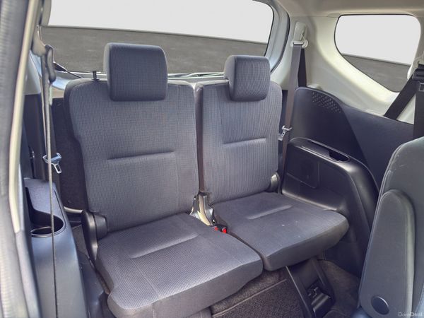 2018 Toyota Sienta 1.5 Hybrid Automatic 394271247
