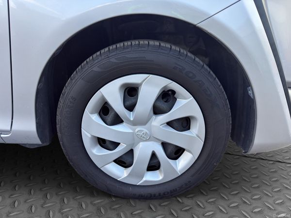 2018 Toyota Sienta 1.5 Hybrid Automatic 394271333