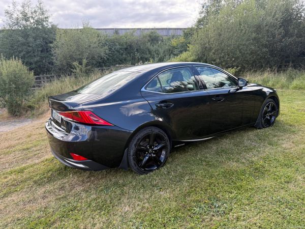 Lexus IS 300H F Sport  2018 2.5L Petrol Hybrid 394291035
