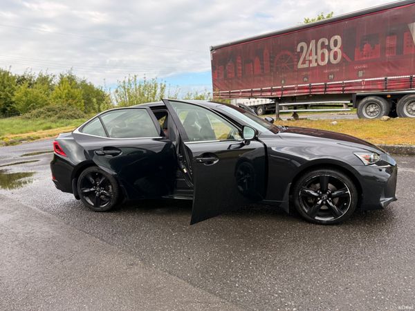 Lexus IS 300H F Sport  2018 2.5L Petrol Hybrid 394291321