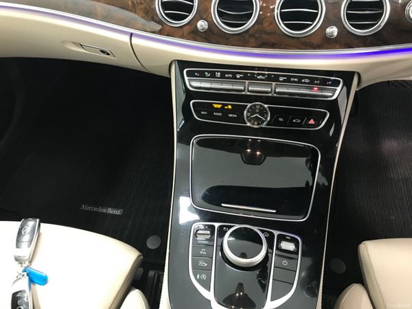 Mercedes-Benz E-Class 2017 394231499