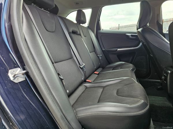 VOLVO XC60 AUTO // 07/27 NCT 394236117