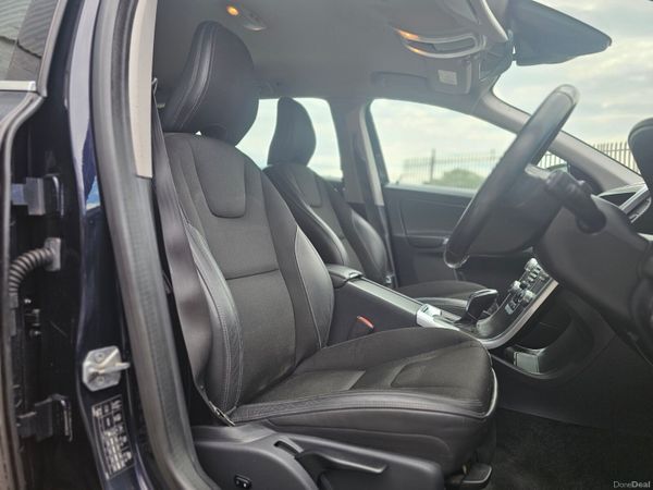 VOLVO XC60 AUTO // 07/27 NCT 394236129