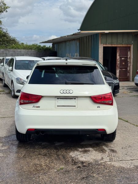 AUDI A1 S Line 1.4L Auto Petrol 2011 394344399