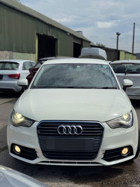 AUDI A1 S Line 1.4L Auto Petrol 2011 394344433