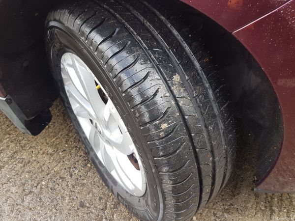131 SCENIC ... LOW MILES.. NCT 06/27 394350551