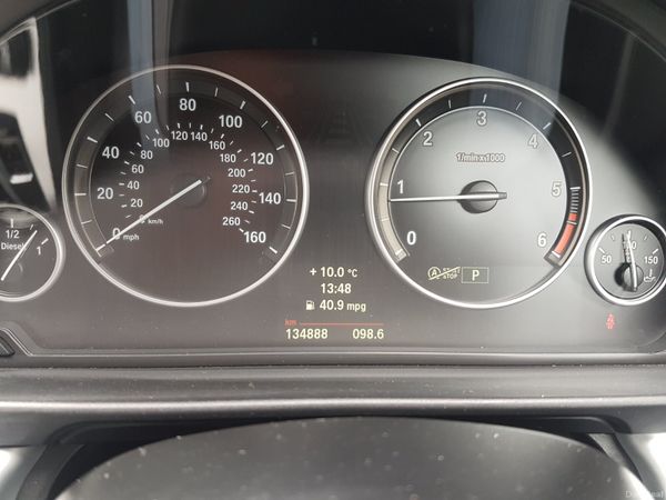520 D.. VERY LOW KM .. NCT TODAY 394351811