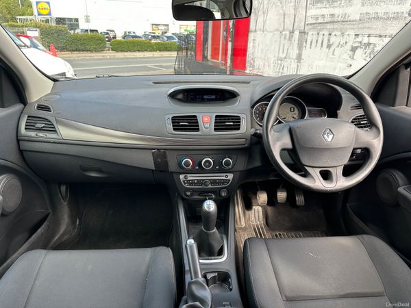 Renault Megane 1.6 Petrol NCT TAX LOW KMS 394352465