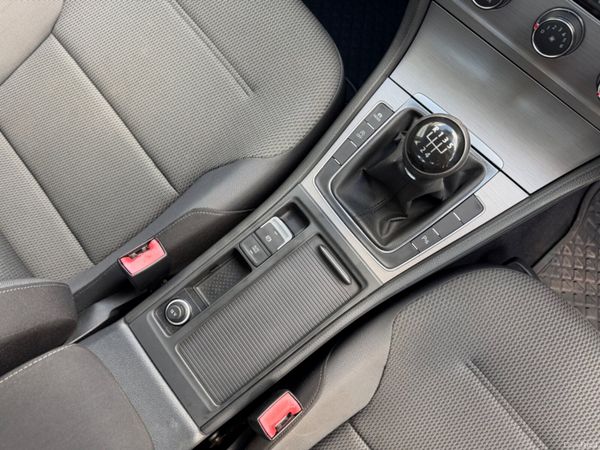 Volkswagen Golf MATCH BLUEMOTION 394358951