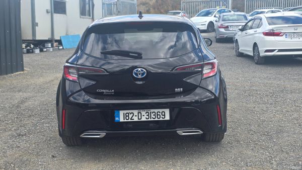 Toyota Corolla 1.8 HYBRID SPORTS 394364877
