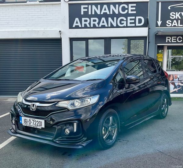 2016 Honda Fit 1.5  Hybrid Auto,Car Play 394365215