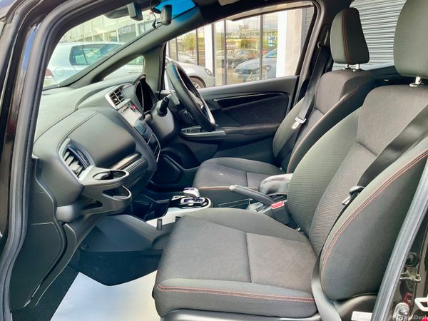 2016 Honda Fit 1.5  Hybrid Auto,Car Play 394365225