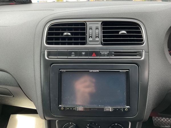 2016 Volkswagen Polo 1.2 Auto Petrol 36.5K miles 394376173
