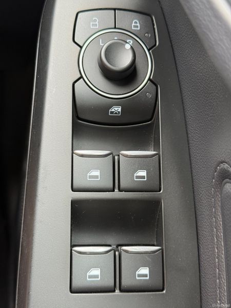 Immaculate 231 Ford Focus Auto! 394379941