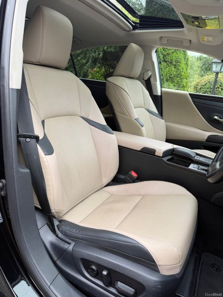Flawless 201 Lexus ES300h! Lexus Relax Warranty! 394381713