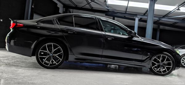 🔥2020 BMW 530e M-sport LCI Automatic Petrol plug 394384661